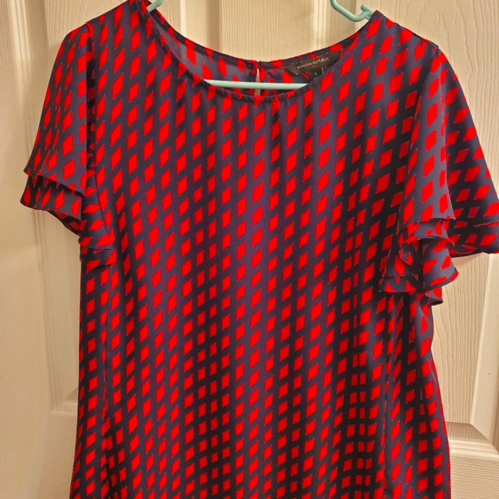 Banana Republic red and navy shirt